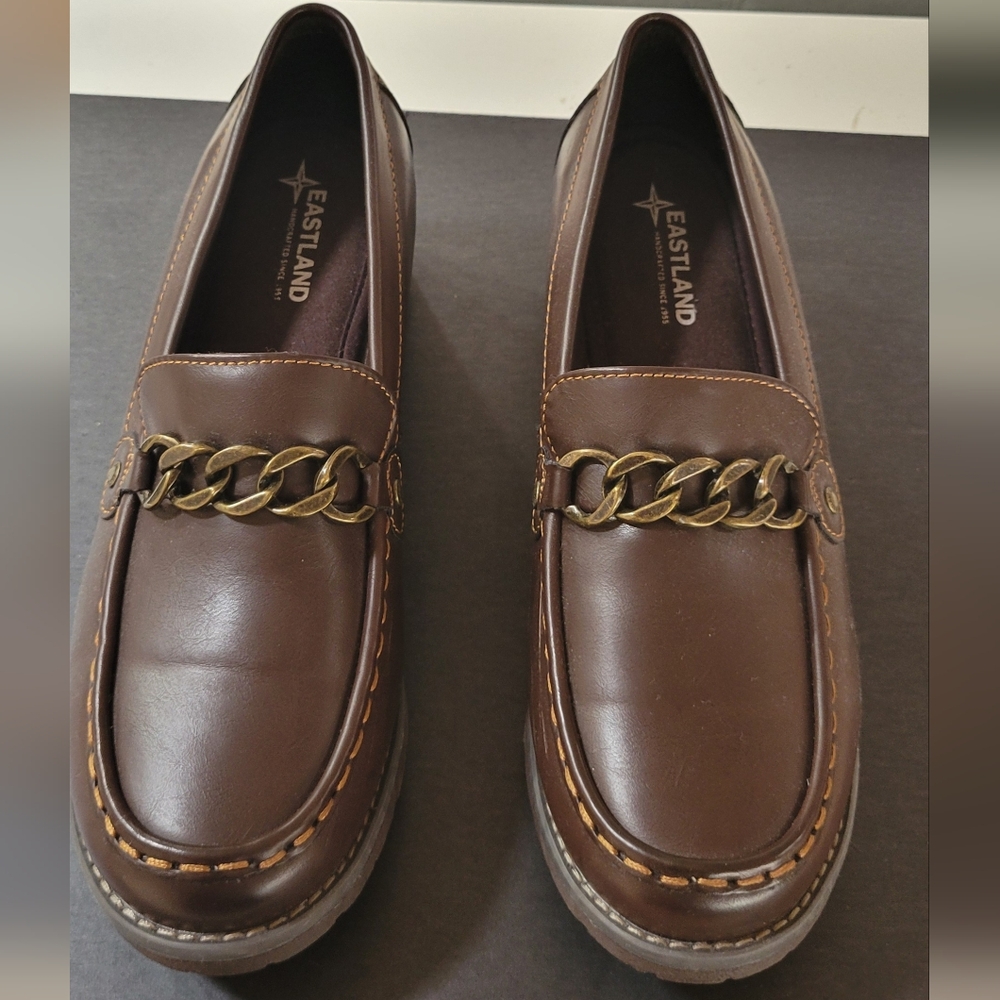 Eastland Women's Brown Loafers